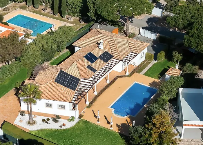 Exclusive Toulouse With Pool In Falesia Algarve *