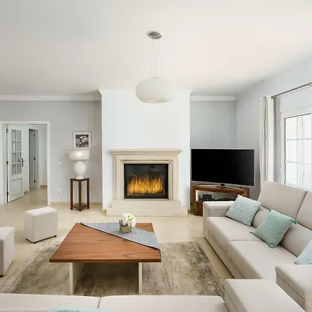 Exclusive Toulouse With Pool In Falesia Algarve * Албуфейра