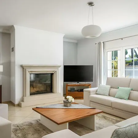 Вилла Exclusive Toulouse With Pool In Falesia Algarve